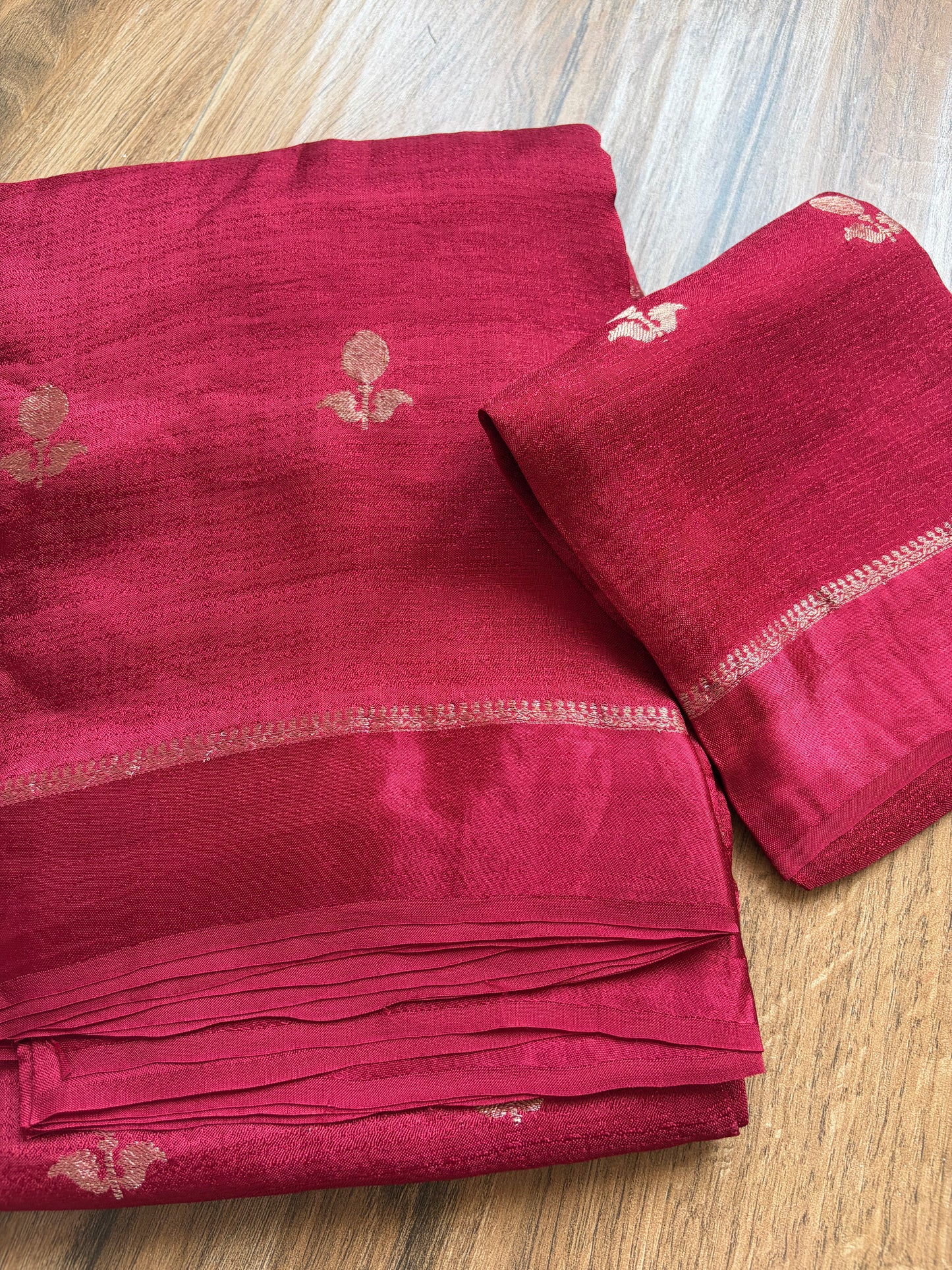 Viscose georgette saree